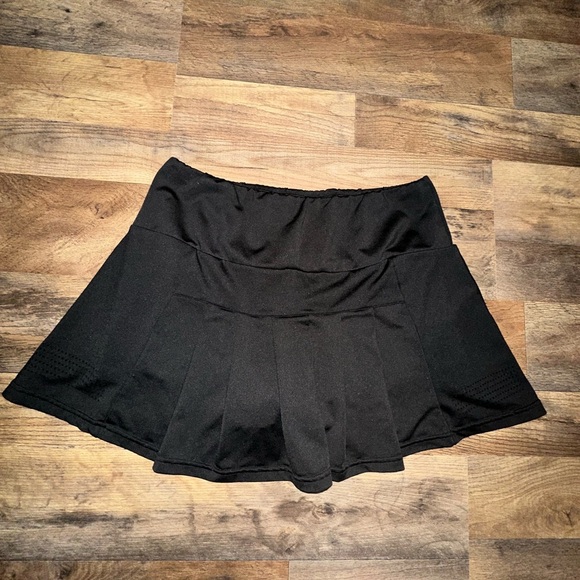 ZYIA ACTIVE  chill clubhouse tennis skirt large
Active wear - Picture 3 of 5